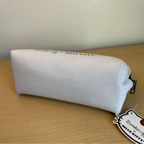 The Creme Shop X Hello Kitty White Makeup Bag 10x6x4 Flaw - Picture 3 of 4